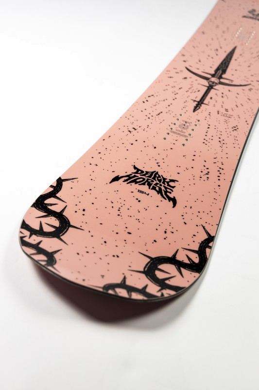 CAPITA Dark Horse Snowboard 2027 - bei brettsport.de
