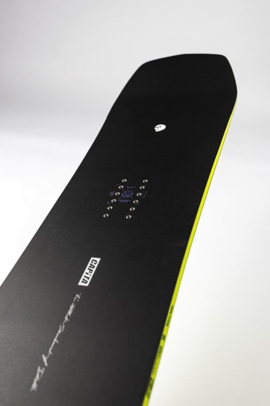 CAPITA The Black Snowboard of Death 2027 - bei brettsport.de