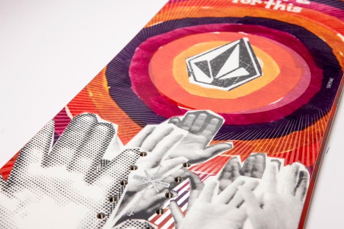 NITRO BEAUTY x VOLCOM Snowboard - bei brettsport.de