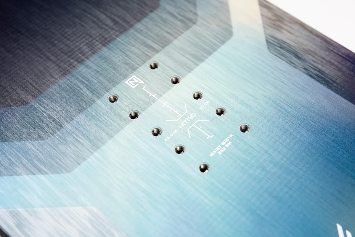 NITRO TEAM Snowboard 2026 - bei brettsport.de